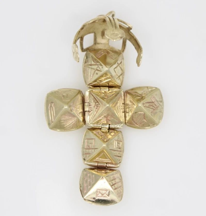 VINTAGE 9K YELLOW GOLD MASONIC ORB FOB FOLD OUT CROSS PENDANT CHARM 13GR (1 of 2)