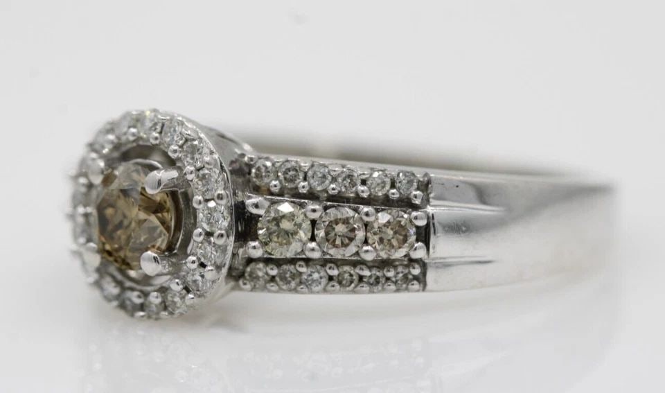 LEVIAN 14K WHITE GOLD 0.75 TCW CHOCOLATE & VANILLA HALO DIAMOND ENGAGEMENT RING: LEVIAN 14K WHITE GOLD 0.75 TCW CHOCOLATE & VANILLA HALO DIAMOND ENGAGEMENT RING LEVIAN 14K WHITE GOLD 0.75 TCW CHOCOLATE & VANILLA HALO DIAMOND ENGAGEMENT RING Description LeVian 14k White Gold 0.75 t