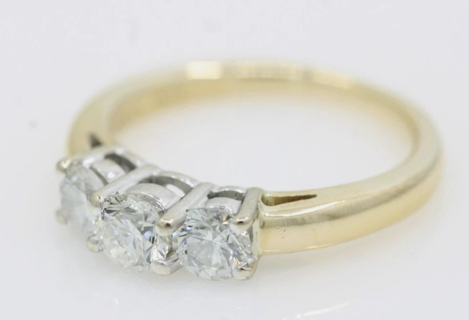 14K YELLOW GOLD 1 TCW THREE STONE DIAMOND ENGAGEMENT RING SIZE 6 - 3.9 GRAMS (1 of 2)