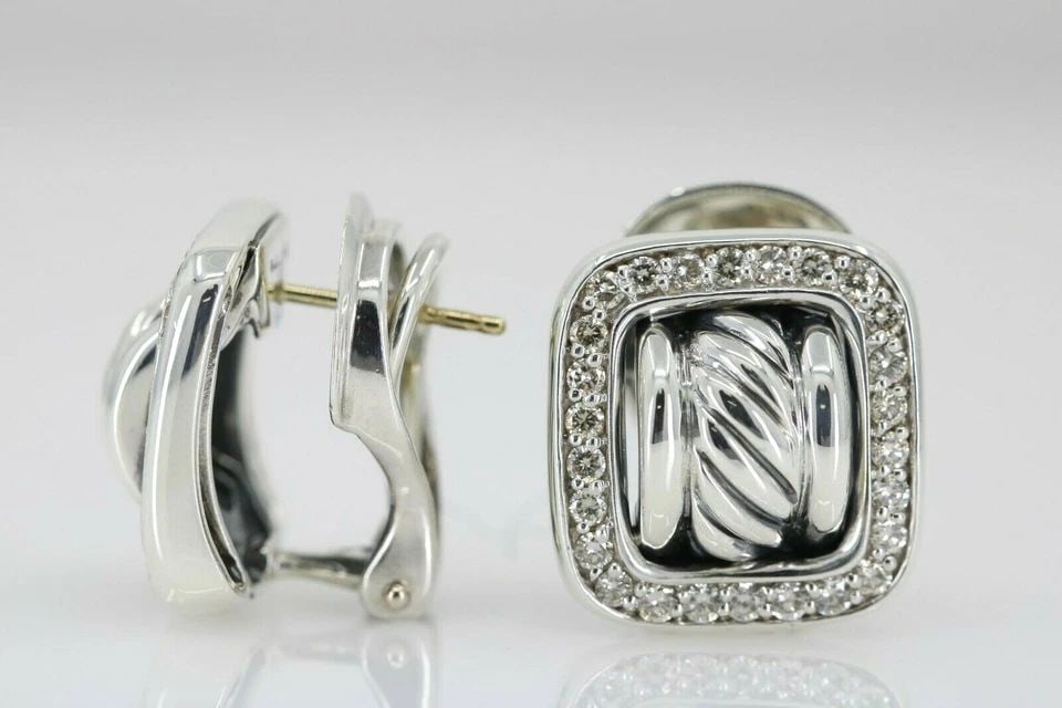 DAVD YURMAN STERLING SILVER VS2 1.56 TCW DIAMOND 17MM BUCKLE EARRINGS (1 of 1)
