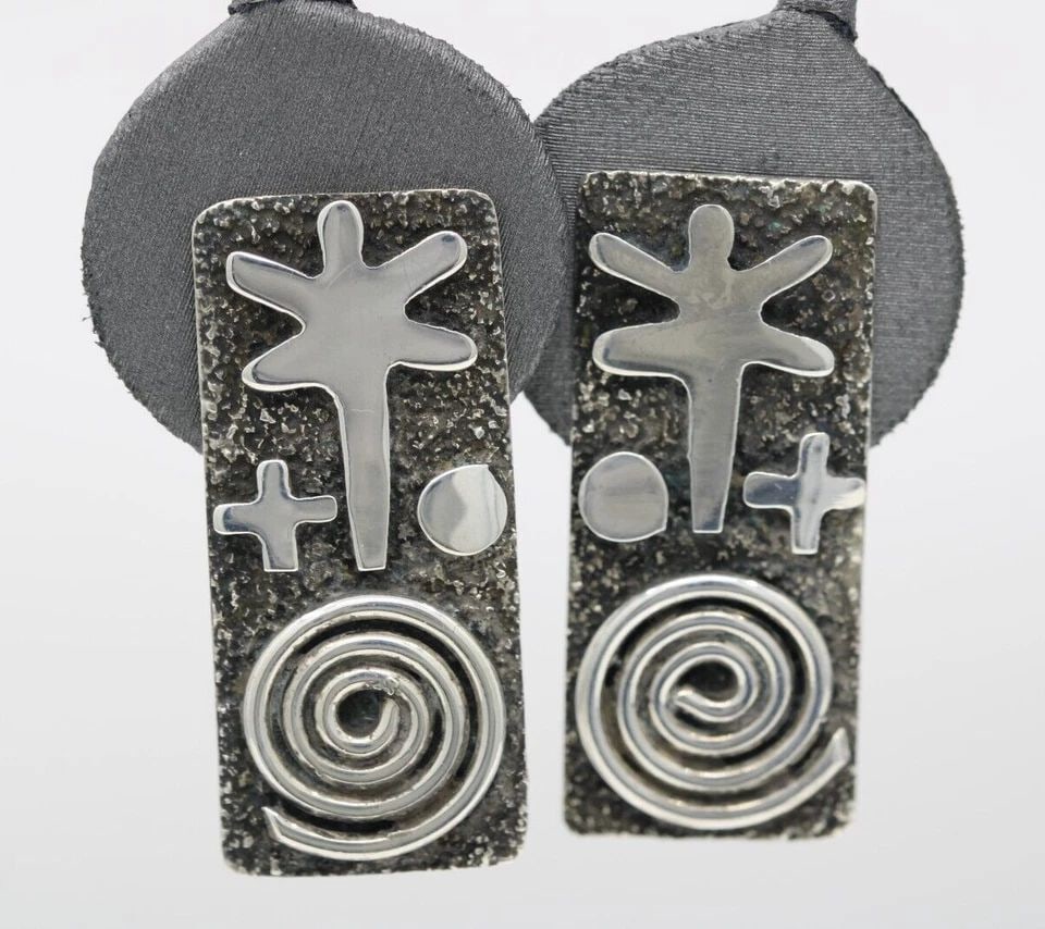 NAVAJO ALEX SANCHEZ 925 STERLING PETROGLYPH RECTANGLE PIERCED 1.25" EARRINGS (1 of 1)