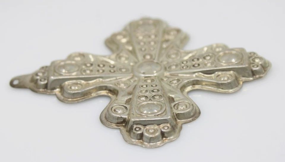 1972 REEED & BARTON STERLING SILVER CHRISTMAS CROSS ORNAMENT 17.6 GRAMS (1 of 2)