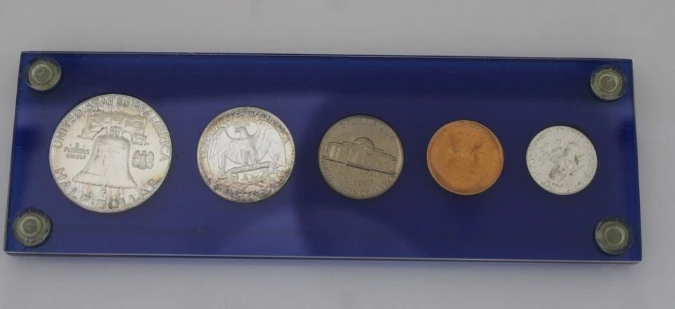 1957 UNITED STATES MINT PROOF SET BLUE HARD PLASTIC HOLDER (1 of 2)