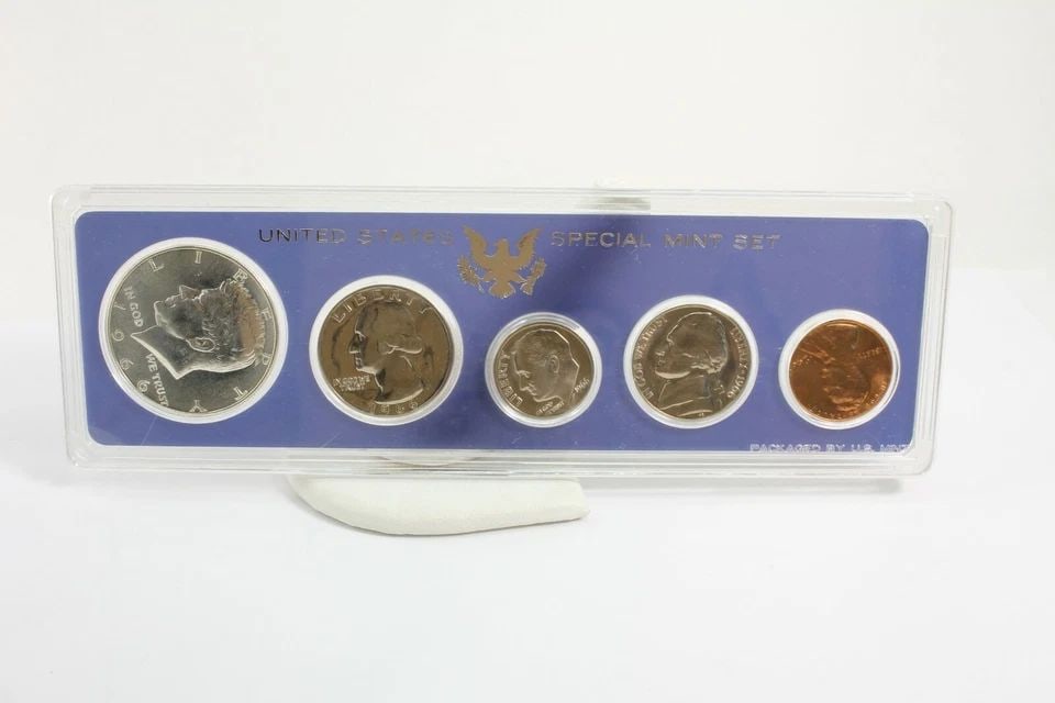 1966 US MINT 5 COIN - SPECIAL MINT SET - IN PLASTIC CASE & BLUE BOX - 40% SILVER (1 of 2)