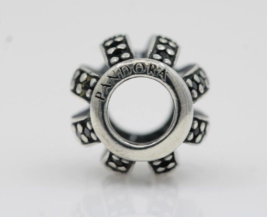 RETIRED PANDORA STERLING SILVER S925 ALE LEADING LADY BLACK PAVE CHARM 1.5 GRAMS (1 of 2)