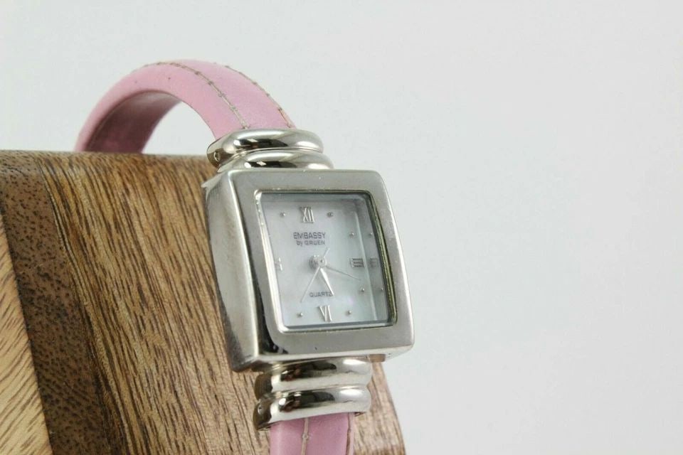 EMBASSY BY GRUEN MOTHER OF PEARL DIAL PINK LEATHER BAND LADIES WATCH GEM1448 (1 of 2)
