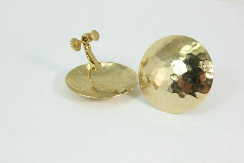 LOT OF VINTAGE EARRINGS 4 PAIRS GOLD TONE SWIRLS CIRCLE SHAPED COSTUME EARRINGS (1 of 2)