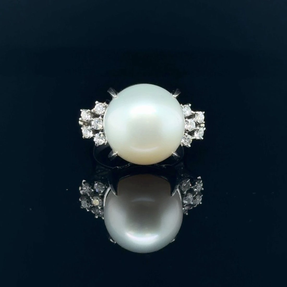 12.5MM NATURAL PEARL RING W/ .2CTS OF DIAMONDS IN A PLATIUM/PALLADIUM MOUNT 9.3G (1 of 2)
