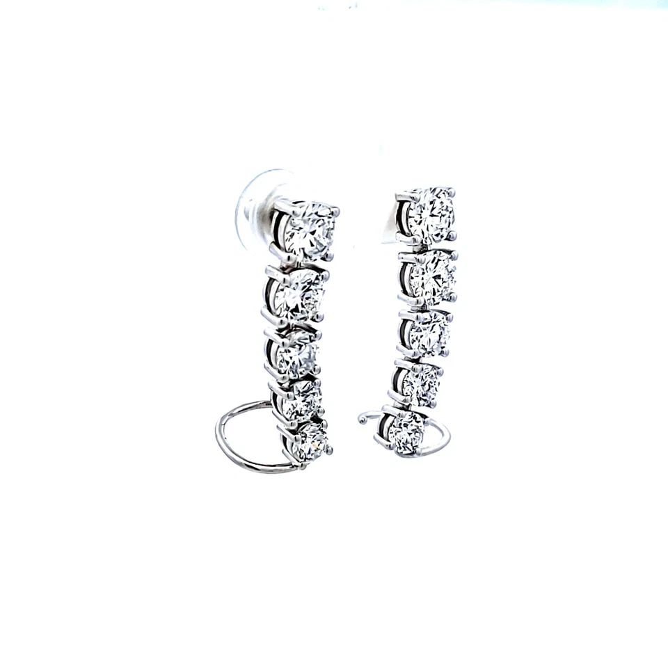 3.65 CARAT ROUND BRILLIANT E-D SI1-SI2 DIAMOND 14K WG DANGLING EARRING: 3.65 CARAT ROUND BRILLIANT E-D SI1-SI2 DIAMOND 14K WG DANGLING EARRING Title: 3.65 Carat Round Brilliant E-D SI1-SI2 Diamond 14 Karat White Gold Dangling Earring Style: Dangling Metal: 14 Karat White 