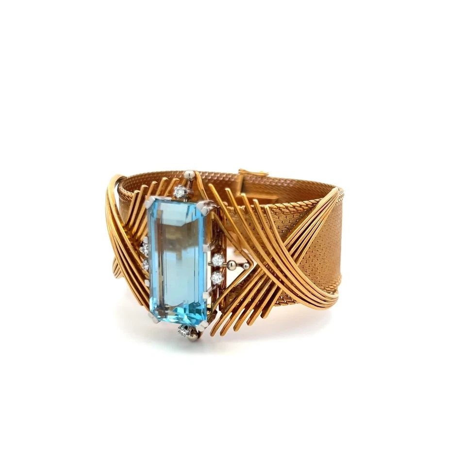 VINTAGE 0.18 CT. DIAMOND ART-DECO 18K YG BRACELET WITH 24.9*13.3 MM AQUAMARINE (1 of 2)
