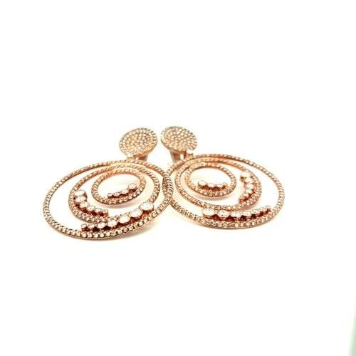 18K ROSE GOLD DANGLING EARRINGS WITH 20 CARAT ROUND G-VS DIAMONDS: 18K ROSE GOLD DANGLING EARRINGS WITH 20 CARAT ROUND G-VS DIAMONDS 18K ROSE GOLD DANGLING EARRINGS WITH 20 CARAT ROUND G-VS DIAMONDS PRODUCT DESCRIPTION Detailed Description: A symphony of elegance and