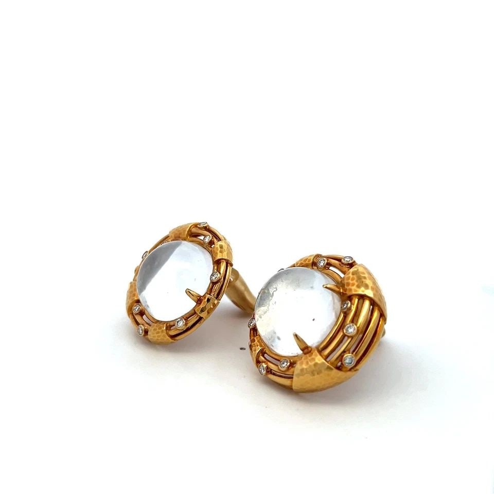 ANDREW CLUNN 18K YG CLIP ON EARRINGS WITH 1 CT ROUND F VS DIAMONDS 21 MM CRYSTAL (1 of 2)