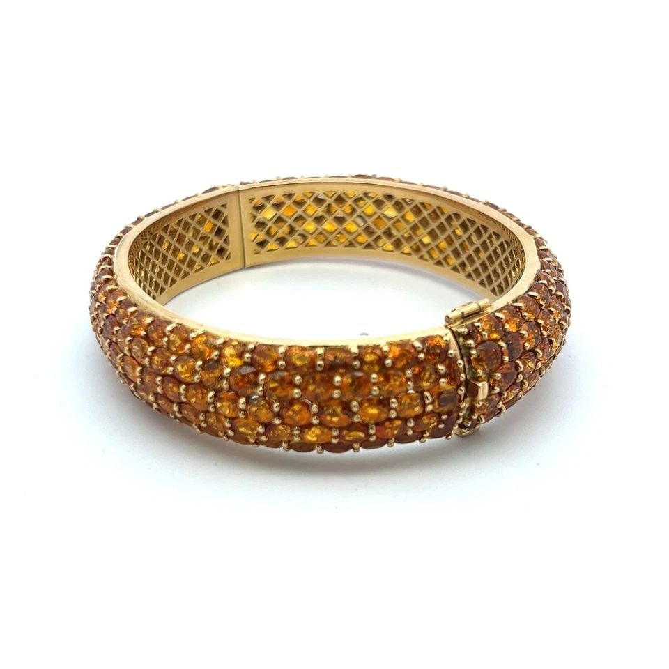 60.00 CARAT OVAL SHAPE YELLOW SAPPHIRE 18 KARAT YELLOW GOLD BANGLE BRACELET (1 of 2)