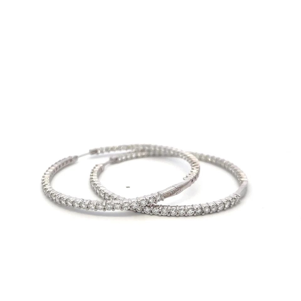 VINTAGE 18K WHITE GOLD HOOP EARRINGS WITH 7 CARAT ROUND G-VS DIAMONDS 26.6 GRAMS: VINTAGE 18K WHITE GOLD HOOP EARRINGS WITH 7 CARAT ROUND G-VS DIAMONDS 26.6 GRAMS VINTAGE 18K WHITE GOLD HOOP EARRINGS WITH 7 CARAT ROUND G-VS DIAMONDS 26.6 GRAMS PRODUCT DESCRIPTION Detailed Descripti