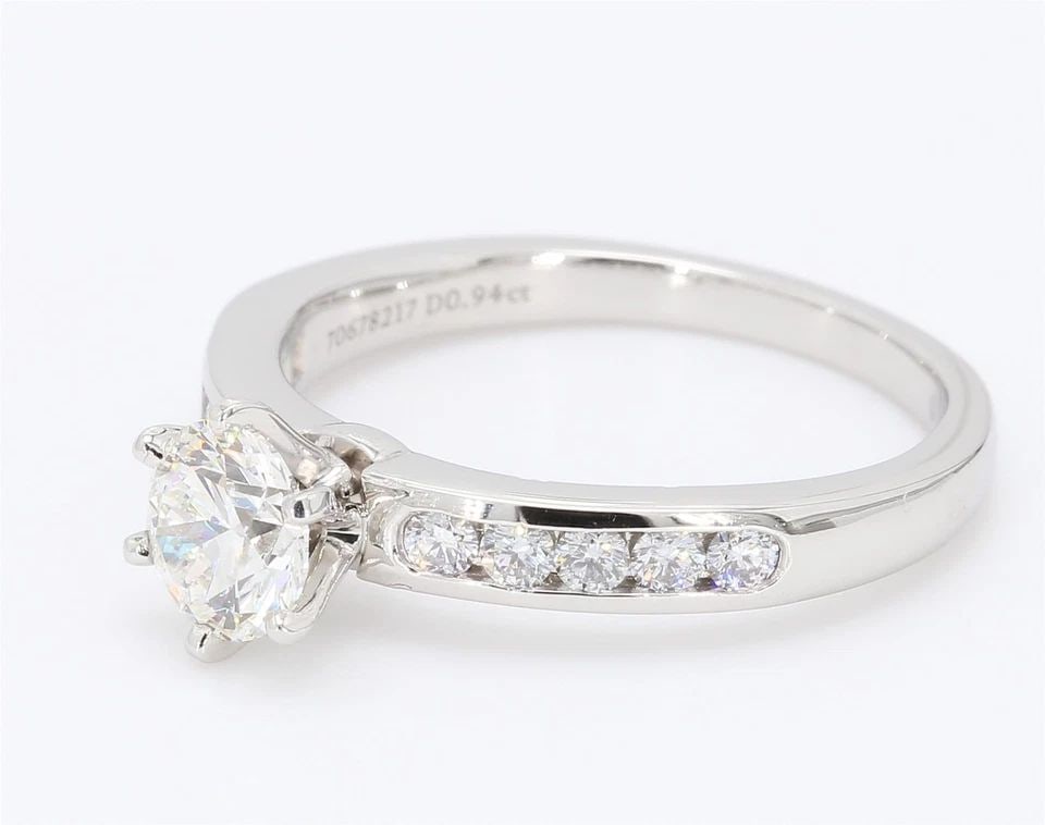 TIFFANY & CO.. 0.94 CARAT G-VS1 PLATINUM ENGAGEMENT RING DIAMOND (1 of 1)