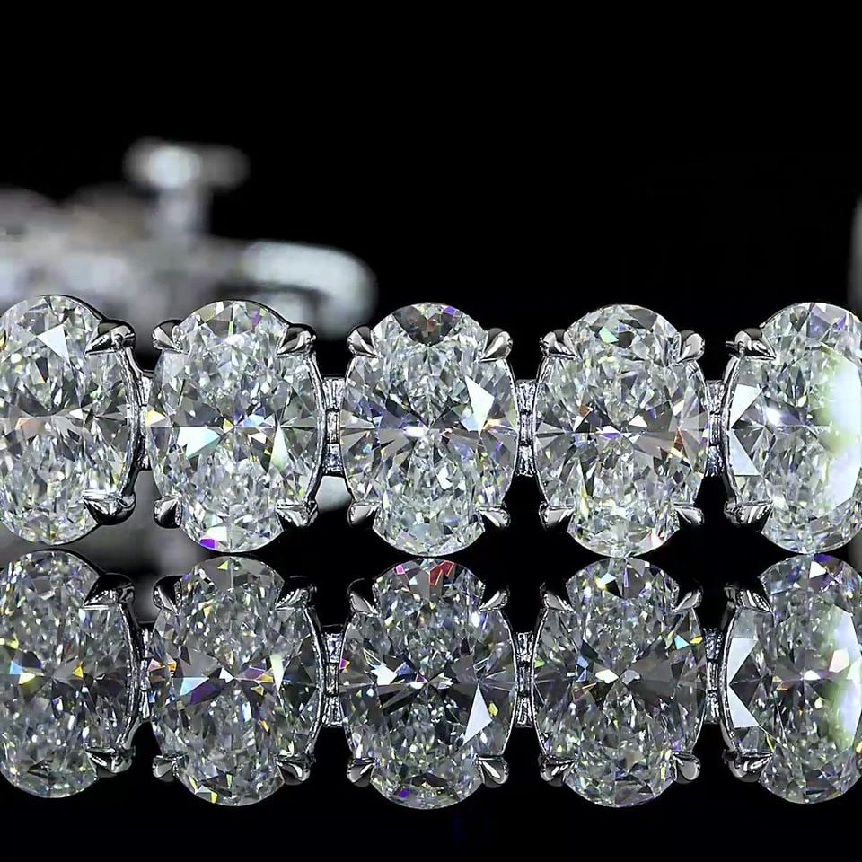 LAB-GROWN 18.84 CARAT OVAL E-F-VS1 DIAMOND 14K WHITE GOLD TENNIS BRACELET: LAB-GROWN 18.84 CARAT OVAL E-F-VS1 DIAMOND 14K WHITE GOLD TENNIS BRACELET LAB-GROWN 18.84 CARAT OVAL E-F-VS1 DIAMOND 14K WHITE GOLD TENNIS BRACELET PRODUCT DESCRIPTION Title: High-quality Brand-New Ec