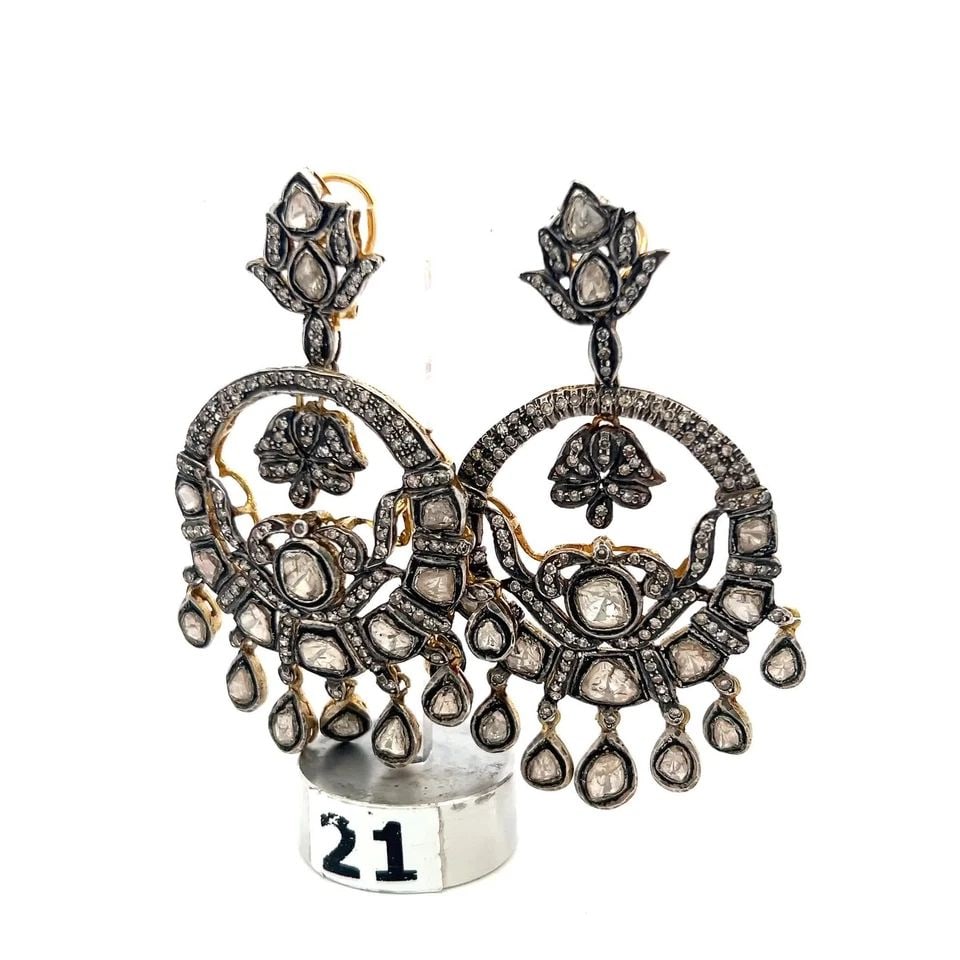 VINTAGE 14K YELLOW GOLD DANGLING EARRINGS WITH ROSE CUT WHITE SAPPHIRES: VINTAGE 14K YELLOW GOLD DANGLING EARRINGS WITH ROSE CUT WHITE SAPPHIRES VINTAGE 14K YELLOW GOLD DANGLING EARRINGS WITH ROSE CUT WHITE SAPPHIRES PRODUCT DESCRIPTION Detailed Description: Elevate your s