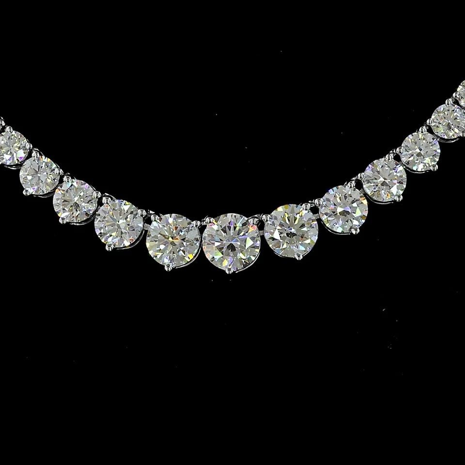LAB-GROWN 5.14 CARAT ROUND E-VS DIAMOND 14K WHITE GOLD RIVIERA NECKLACE: LAB-GROWN 5.14 CARAT ROUND E-VS DIAMOND 14K WHITE GOLD RIVIERA NECKLACE LAB-GROWN 5.14 CARAT ROUND E-VS DIAMOND 14K WHITE GOLD RIVIERA NECKLACE $5,520.00 PRODUCT DESCRIPTION Title: High-quality Brand-