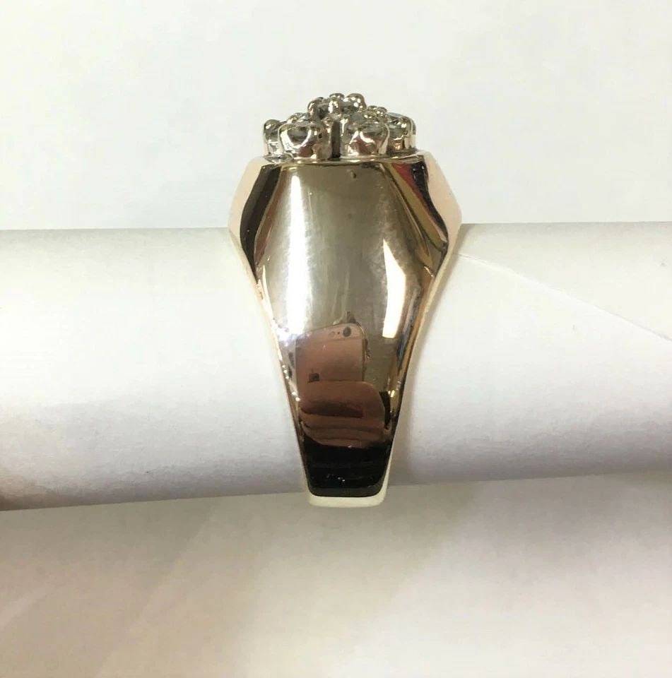 14K YELLOW GOLD RING, 0.75CTS OF DIAMONDS ( SIZE: 9.25 ) 9.7G: VINTAGE STYLE 14K YELLOW GOLD RING WITH DIAMONDS (SIZE: 9.25) Vintage style 14k Yellow Gold Ring with Diamonds You are bidding on a Vintage style 14k Yellow Gold Ring with Diamonds. The Ring has been 