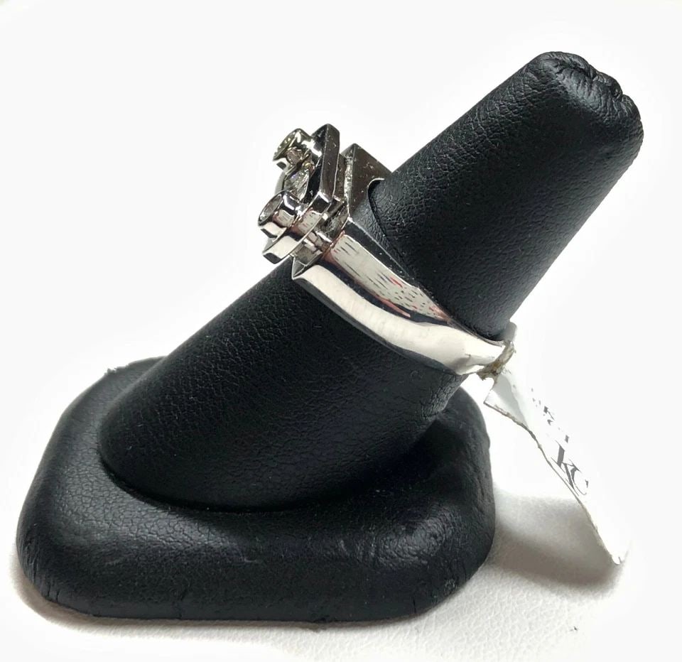 14K WHITE GOLD RING, 0.67CTS OF DIAMONDS ( SIZE: 6.5 ) 10.2G (1 of 1)