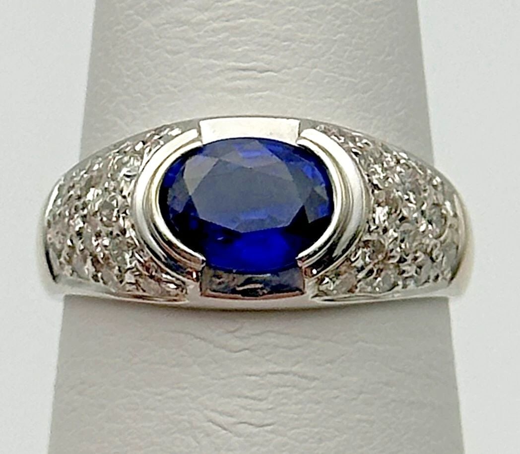 18K WHITE GOLD RING, 1.5CT NATURAL SAPPHIRE, 0.50CTS DIAMONDS ( SIZE: 6.5 ) 4.2G (1 of 2)