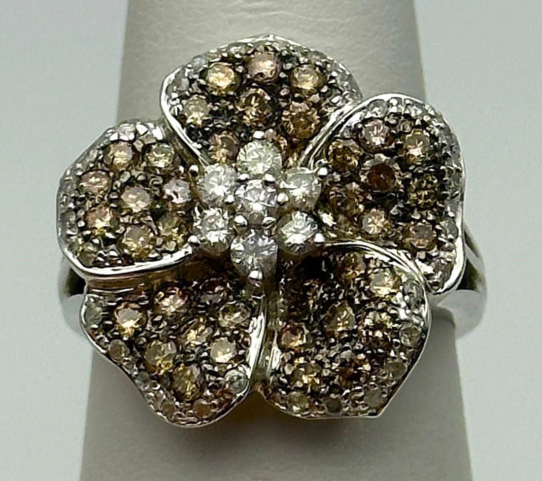 14K WHITE GOLD FLOWER RING, 1.33CTS WHITE & BROWN DIAMONDS ( SIZE: 8.25 ) 6.6G (1 of 2)