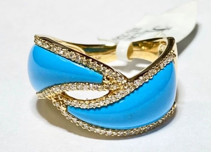 WOMEN'S 14K YELLOW GOLD RING WITH TURQUOISE AND 0.30CTS DIAMONDS (SIZE 6.5) 5.3G: WOMEN'S 14K YELLOW GOLD RING WITH TURQUOISE AND 0.30CTS DIAMONDS (SIZE 6.5) Women's 14k Yellow Gold Ring with Turquoise and 0.30CTS Diamonds (Size 6.5) You are bidding on a new with tags Women's 14k Y