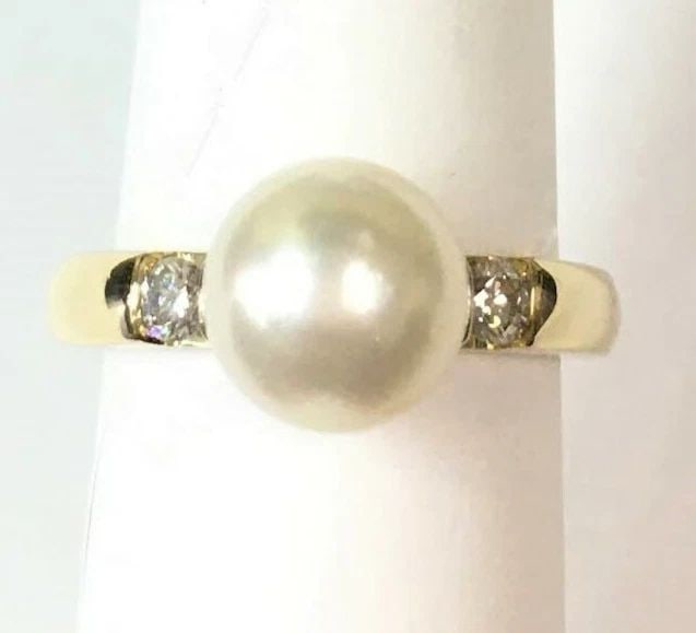 14K YELLOW GOLD 9MM PEARL AND NATURAL DIAMOND RING (SIZE: 7) 6.6 GRAMS (1 of 1)