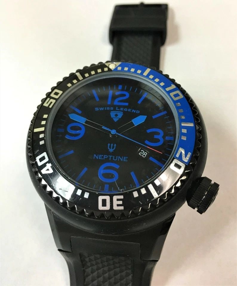SWISS LEGEND MEN'S NEPTUNE BLACK WITH BLUE ACCENTS SILICONE WATCH 52MM CASE: SWISS LEGEND MEN'S NEPTUNE BLACK WITH BLUE ACCENTS SILICONE WATCH 52MM CASE Swiss Legend Men's Neptune Black with Blue Accents Silicone Watch 52mm Case You are bidding on a pre-owned Swiss Legend Men'