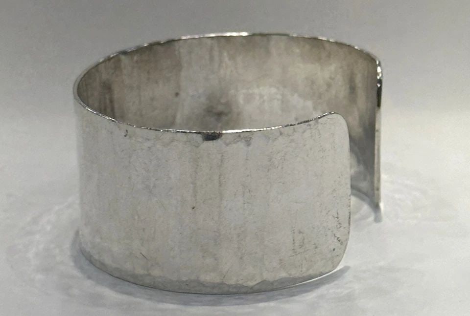 STINN 925 STERLING SILVER CUFF BRACELET HAMMER FINISH ( 5.5 INCH ) 33G (1 of 1)