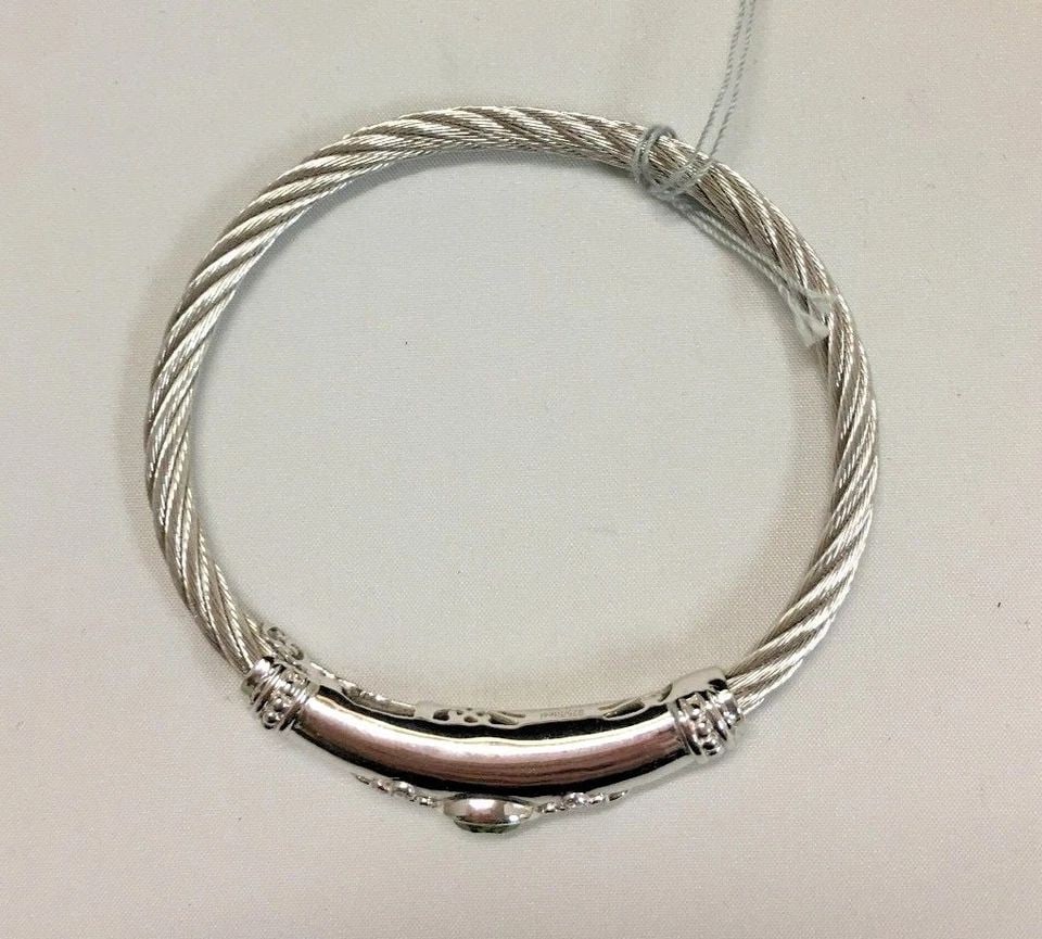 GABRIEL & CO 925 SILVER / STEEL BANGLE BRACELET S122171, GREEN STONE ( 7 INCH ): GABRIEL&CO 925/STEEL BANGLE S122171 WITH GREEN STONE Gabriel&Co 925 steel bangle 5122171 with Green Stone You are bidding on a new with defects Gabriel & Co 925/steel bangle with Green Stone. There ar