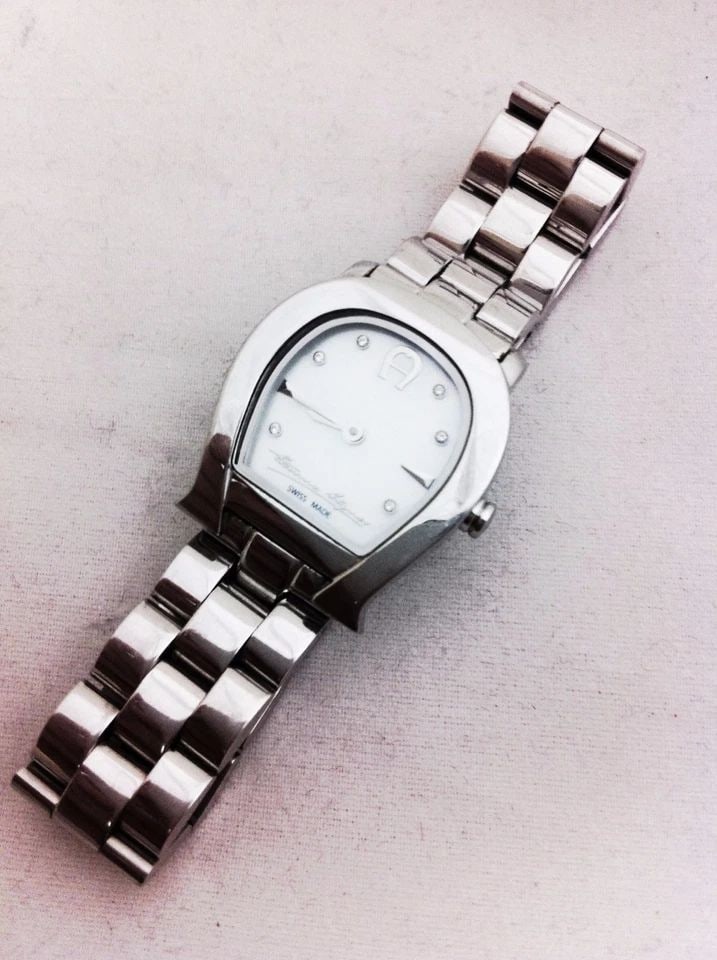 AIGNER VARESE MOTHER OF PEARL WOMENS WATCH (1 of 1)