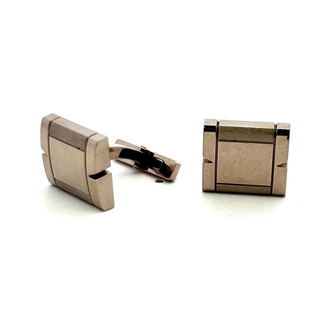 CARTIER VINTAGE 22.50 GRAMS 18 KARAT WHITE GOLD LOCKING CUFFLINKS (1 of 2)