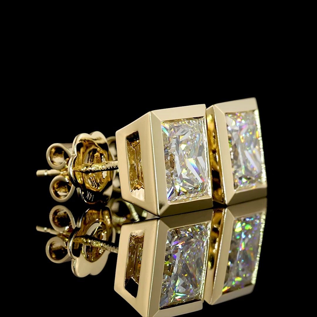 LAB-GROWN 5.23 CARAT PRINCESS E-F-VVS2 DIAMOND 14K YELLOW GOLD STUDS EARRINGS: LAB-GROWN 5.23 CARAT PRINCESS E-F-VVS2 DIAMOND 14K YELLOW GOLD STUDS EARRINGS Title: High-quality Brand-New Echo Friendly Elegant Lab-Grown 5.23 Carat Princess E-F-VVS2 Diamond 14K Yellow Gold Studs E