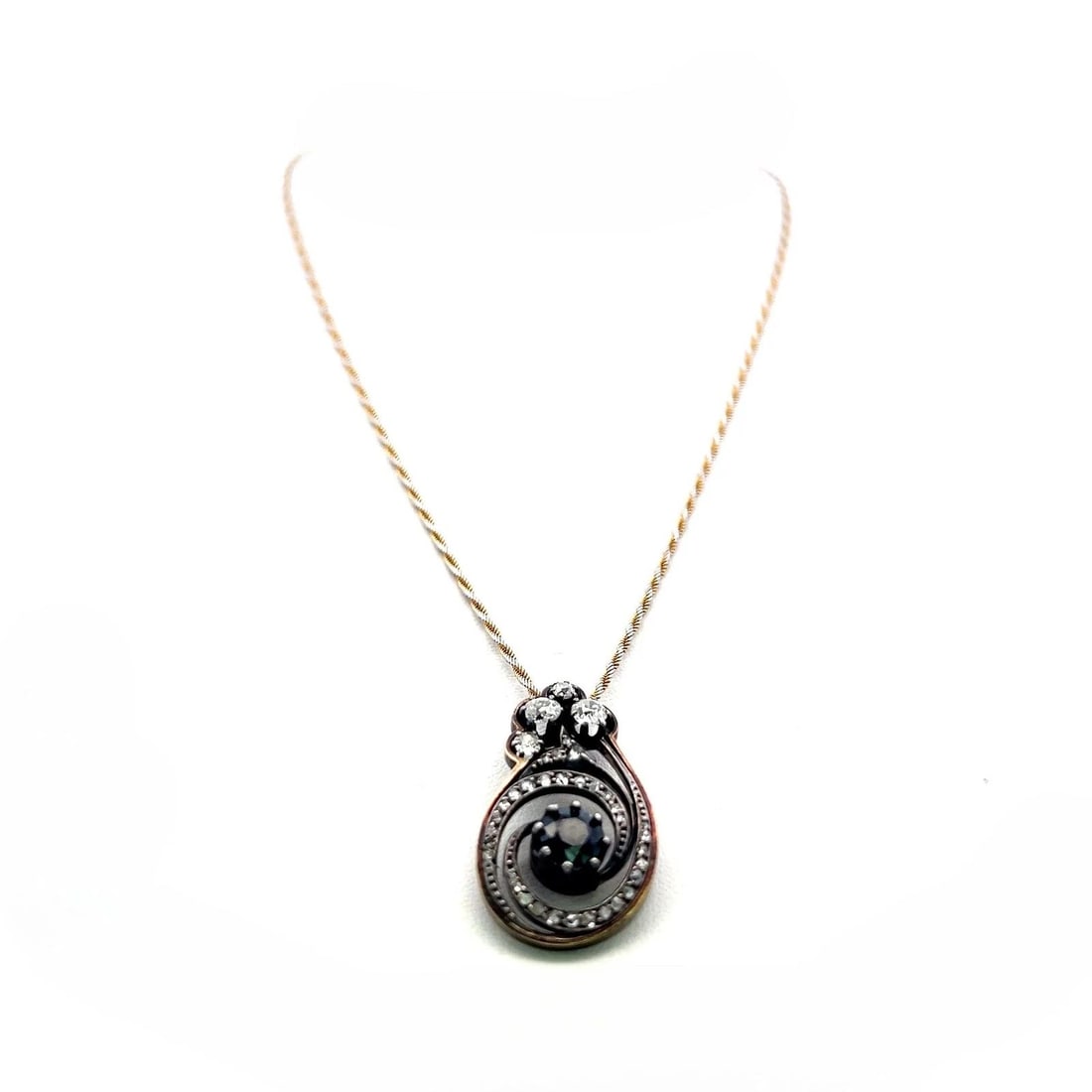 14K TWO TONE GOLD PENDANT NECKLACE WITH 0.7CT ROSE CUT DIAMONDS & 1.4CT SAPPHIRE (1 of 2)