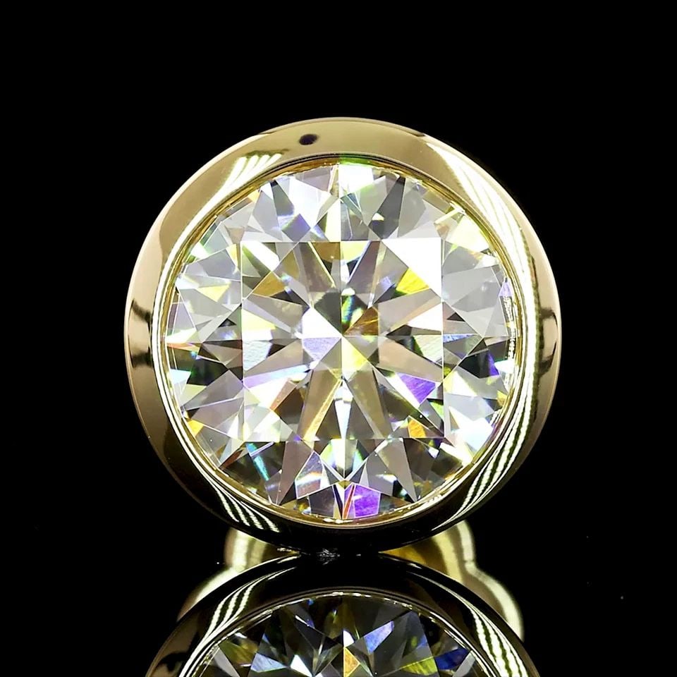 LAB-GROWN 3.11 CARAT ROUND D-VS1 DIAMOND 14K YELLOW GOLD STUDS EARRINGS: LAB-GROWN 3.11 CARAT ROUND D-VS1 DIAMOND 14K YELLOW GOLD STUDS EARRINGS Title: High-quality Brand-New Echo Friendly Elegant Lab-Grown 3.11 Carat Round D-VS1 Diamond 14K Yellow Gold Studs Earrings Vide