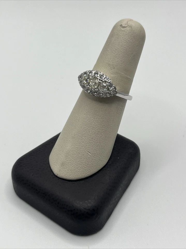 14K WHITE GOLD, YELLOW DIAMOND & CZ RING SIZE 7.5: 14K WHITE GOLD, YELLOW DIAMOND & CZ RING SIZE 7.5 14K WHITE GOLD, YELLOW DIAMOND & CZ RING SIZE 7.5 Add a touch of glamour to your jewelry collection with this stunning 14K white gold ring. Featuring 