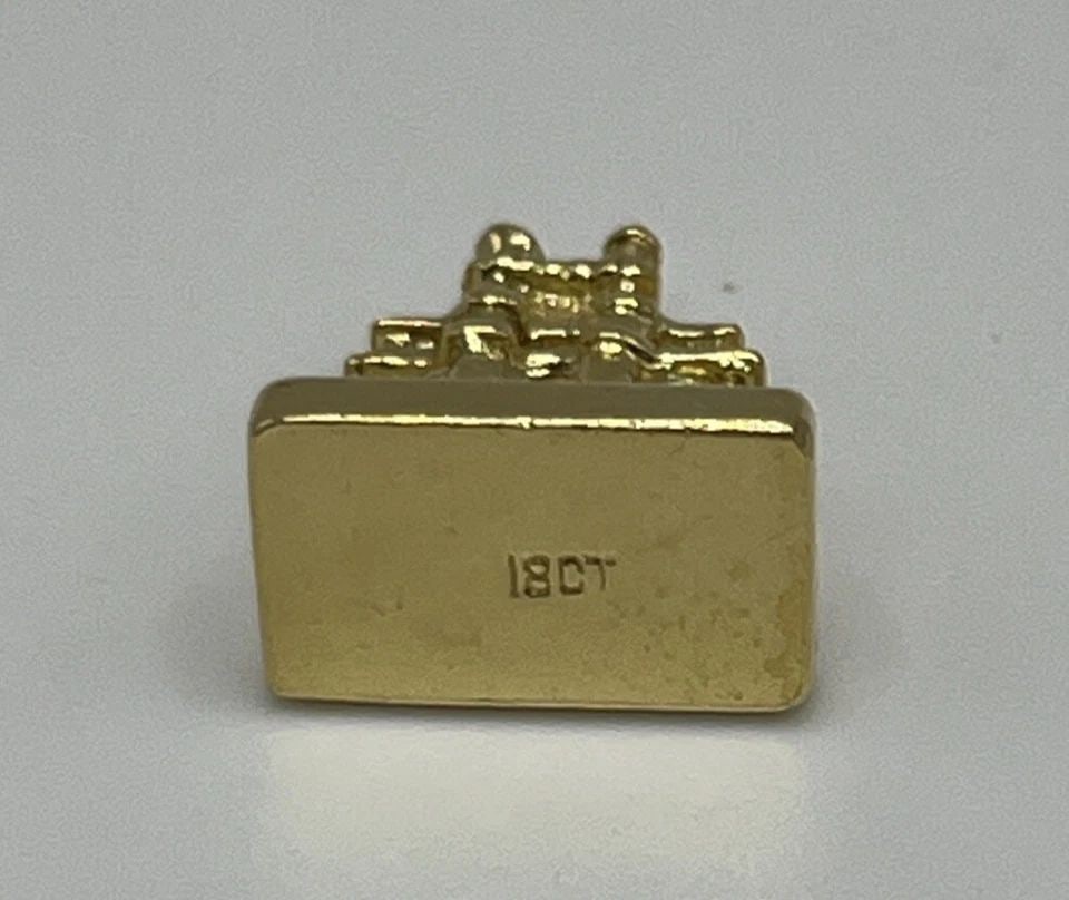 18K YELLOW GOLD BUILDING CHARM (1 of 1)