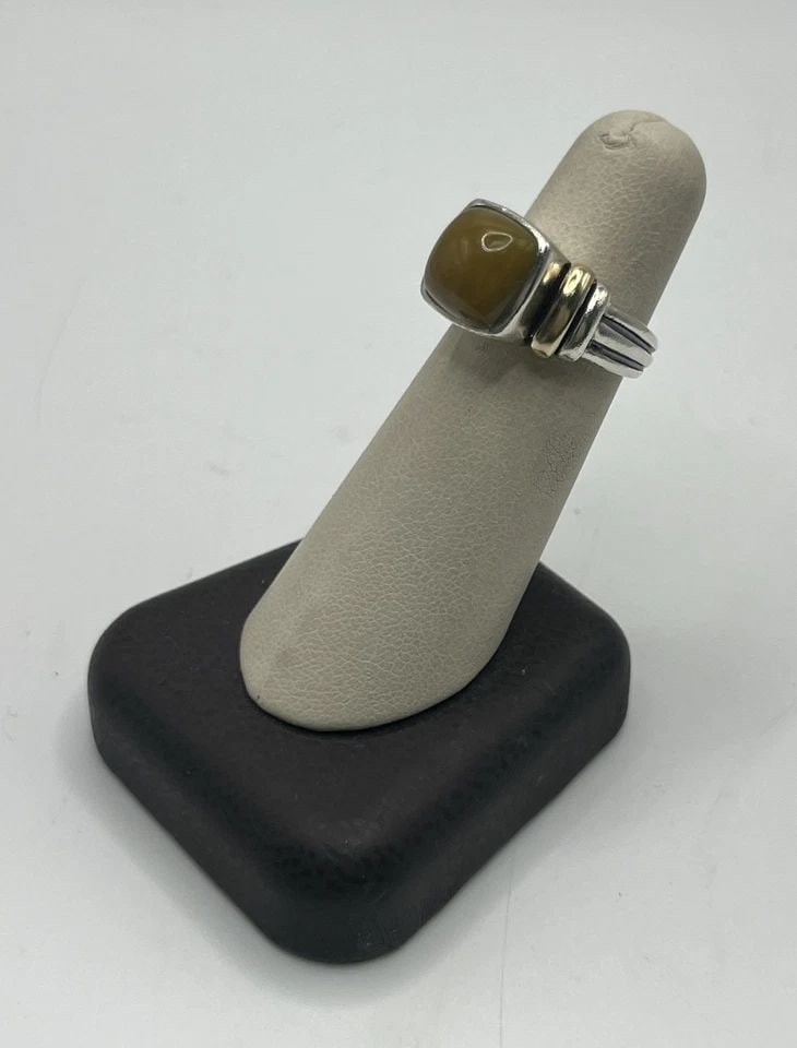 BJC STERLING SILVER AND 14K YELLOW GOLD RING SIZE 6: BJC STERLING SILVER AND 14K YELLOW GOLD RING SIZE 6 BJC STERLING SILVER AND 14K YELLOW GOLD RING SIZE 6 This stunning BJC ring is a true statement piece that will elevate any outfit. Crafted from high