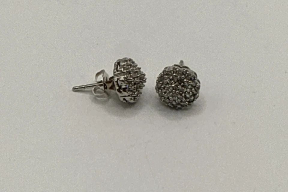 STERLING SILVER WITH COLORLESS STONES CLUSTER STUD EARRINGS (1 of 1)