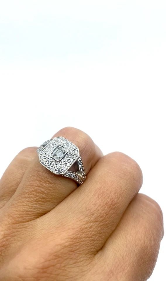 KWIAT DIAMOND RING 18K WHITE GOLD (1 of 2)