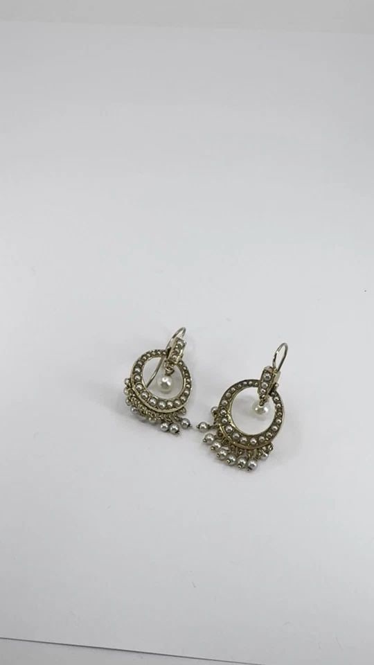 ANTIQUE EDWARDIAN 14K GOLD PEARL DROP EARRINGS: ANTIQUE EDWARDIAN 14K GOLD PEARL DROP EARRINGS KL JUOO Elegant antique earrings dating to the late Victorian to early Edwardian period, circa 1890s–1910s. Crafted in solid 14K yellow gold, these ref