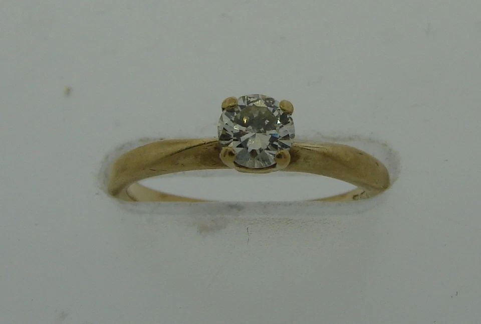 TIMELESS DIAMOND YELLOW GOLD SOLITAIRE RING FEMININE DELICATE CLASSY (1 of 2)