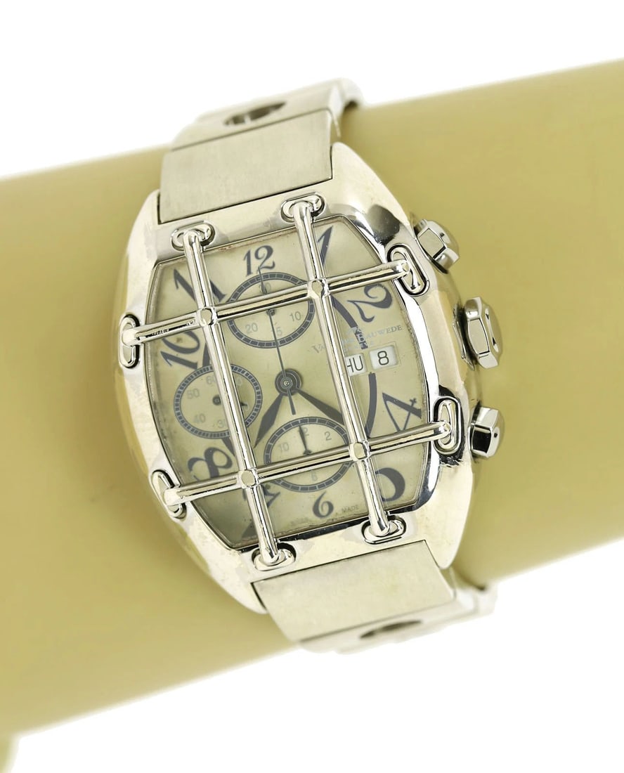 VAN DER BAUWEDE QUARTERBACK MEN'S WATCH STERLING SILVER HEFTY CHRONOGRAPH: VAN DER BAUWEDE QUARTERBACK MEN'S WATCH STERLING SILVER HEFTY CHRONOGRAPH The Van Der Bauwede Quarterback Men's Watch is a luxurious wristwatch made of sterling silver with a rectangular case color in