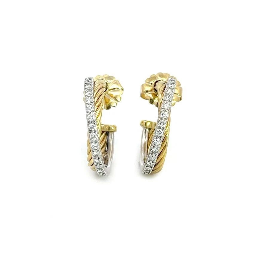 UNOAERRE GOLD DIAMOND NECKLACE 18K YELLOW ROLO LINK STAR TASSEL PENDANT: UNOAERRE GOLD DIAMOND NECKLACE 18K YELLOW ROLO LINK STAR TASSEL PENDANT This eye-catching long necklace is a stunning piece of fine jewelry featuring a star-shaped pendant with a white diamond set in 