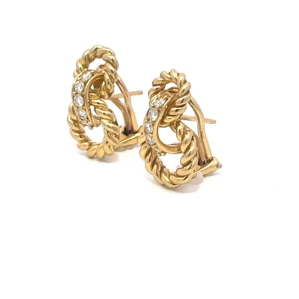 ELIZABETH RAND AGATE GOLD EARRINGS 18K YELLOW SQUARE PYRAMID CLIP ON: ELIZABETH RAND AGATE GOLD EARRINGS 18K YELLOW SQUARE PYRAMID CLIP ON Elegant and authentic by designer Elizabeth Rand, these earrings are crafted from 18k yellow gold with a satin finish featuring a s