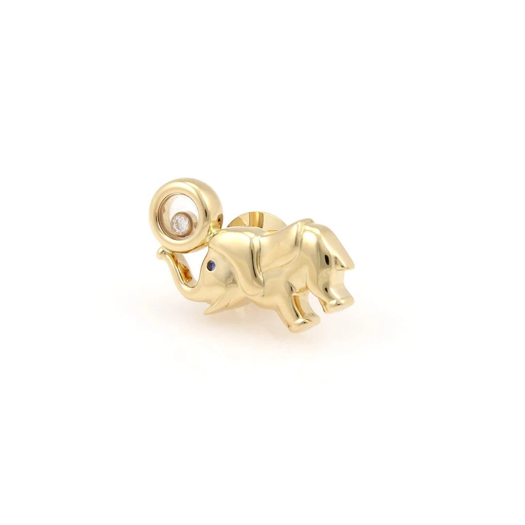 KANARIS EARRINGS GEMSTONES STRING BEADS 18K YELLOW GOLD DANGLE: KANARIS EARRINGS GEMSTONES STRING BEADS 18K YELLOW GOLD DANGLE The Kanaris Earrings are elegant dangle earrings made with string beads in a vibrant red color, set in 18k yellow gold. The earrings feat