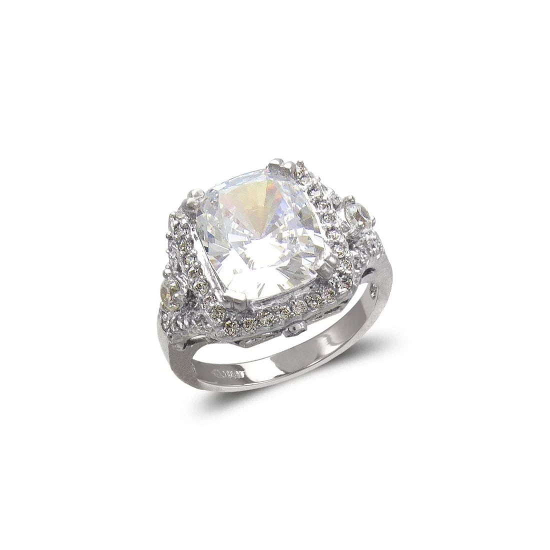 NEW 14K WHITE GOLD LADIES FASHION WHITE SOLITAIRE RING: NEW 14K WHITE GOLD LADIES FASHION WHITE SOLITAIRE RING LADIES FASHION WHITE SOLITAIRE RING NEW 14K WHITE GOLD Apx. WIDTH: 15mm Apx. WEIGHT: 8.7g