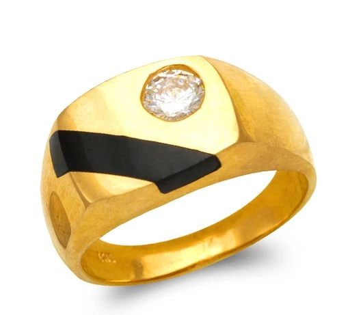 NEW 14K YELLOW GOLD MEN'S FULL CUT ONYX RING: NEW 14K YELLOW GOLD MEN'S FULL CUT ONYX RING MEN'S FULL CUT ONYX RING NEW 14K YELLOW GOLD SIZE Apx: 11mm Apx WEIGHT: 7.0g