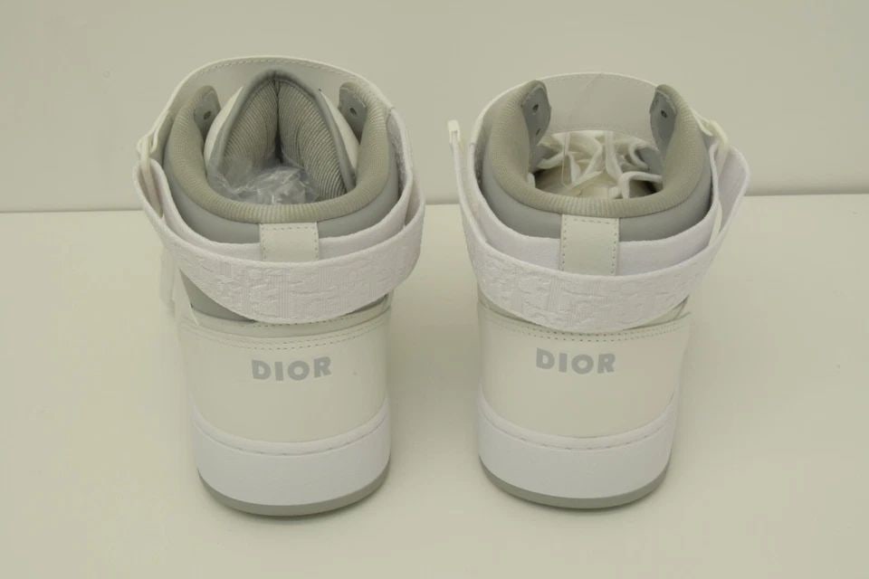 AUTHENTIC DIOR HIGH TOP MONOGRAM SHOES SIGNATURE LOGO SNEAKERS WHITE GRAY 44: AUTHENTIC DIOR HIGH TOP MONOGRAM SHOES SIGNATURE LOGO SNEAKERS WHITE GRAY 44 Authentic Dior High Top Monogram Shoes Signature Logo Sneakers White Gray 44 Authentic Dior High Top Monogram Shoes Signatu